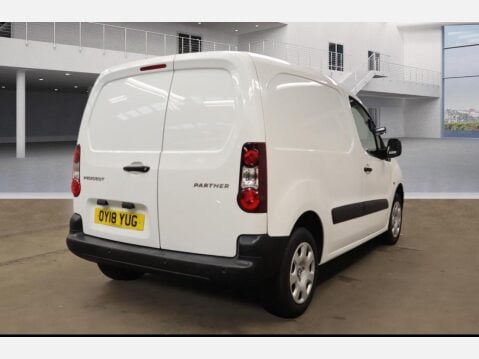 Peugeot Partner 1.6 BlueHDi 854 Professional L1 5dr 4