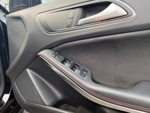 Mercedes-Benz A Class 1.5 A180d AMG Line Euro 6 (s/s) 5dr 23
