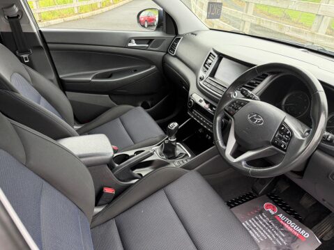 Hyundai TUCSON 1.7 CRDi Blue Drive SE Nav Euro 6 (s/s) 5dr 13