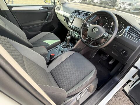 Volkswagen Tiguan 2.0 TDI BlueMotion Tech SE Navigation DSG 4Motion Euro 6 (s/s) 5dr 16
