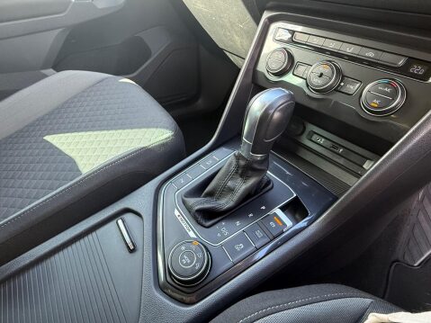 Volkswagen Tiguan 2.0 TDI BlueMotion Tech SE Navigation DSG 4Motion Euro 6 (s/s) 5dr 13