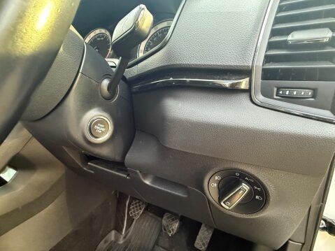 Skoda Karoq 1.6 TDI SE L Euro 6 (s/s) 5dr 28