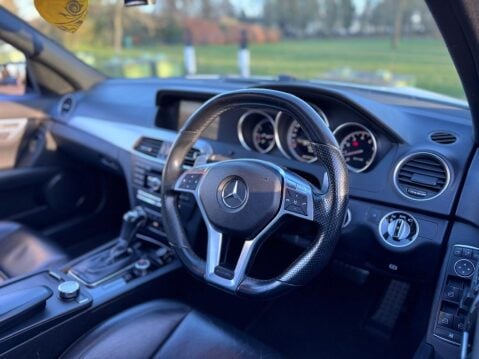 Mercedes-Benz C Class 6.3 C63 V8 AMG SpdS MCT Euro 5 4dr 40