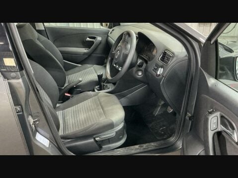 Volkswagen Polo 1.2 SE Euro 5 5dr 8