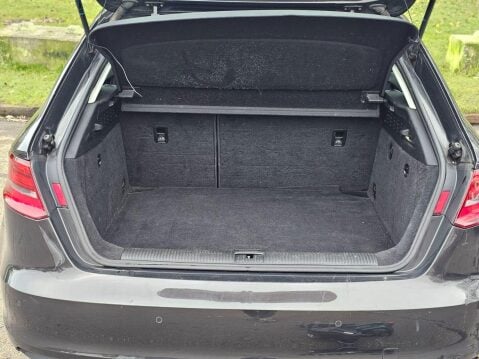 Audi A3 1.6 TDI SE Sportback Euro 5 (s/s) 5dr 33