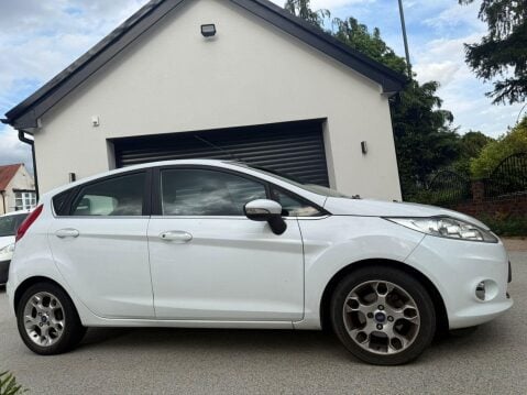 Ford Fiesta 1.25 Zetec Euro 5 5dr 7
