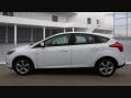 Ford Focus 1.6 Zetec Navigator Euro 5 5dr 7