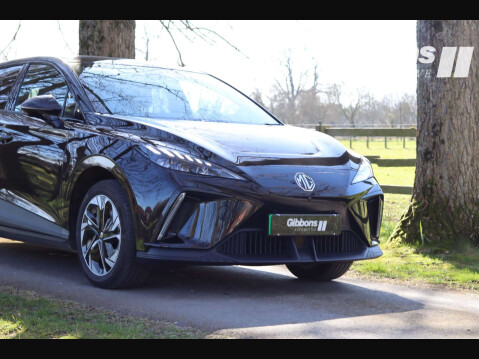 MG MG4 64kWh Trophy Long Range Auto 5dr 6