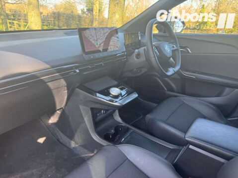 MG MG4 64kWh Trophy Long Range Auto 5dr 20