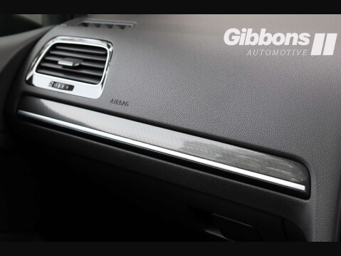 Volkswagen Golf 2.0 Golf R TSi 4Motion Semi-Auto 4WD 5dr 35