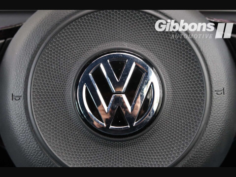 Volkswagen Golf 2.0 Golf R TSi 4Motion Semi-Auto 4WD 5dr 57