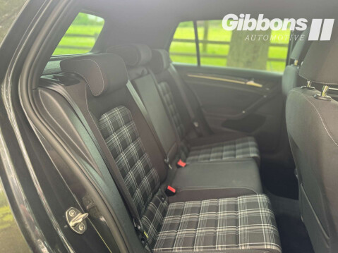 Volkswagen Golf 2.0 Golf GTD Semi-Auto 5dr 30