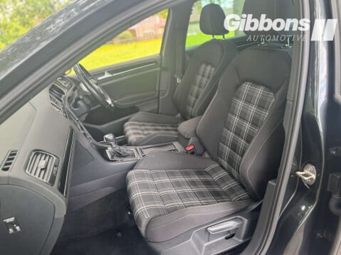 Volkswagen Golf 2.0 Golf GTD Semi-Auto 5dr 52