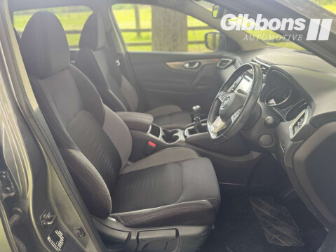 Nissan Qashqai 1.5 Qashqai N-Connecta dCi 5dr 21