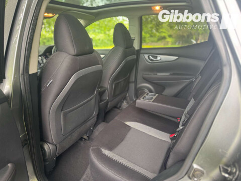 Nissan Qashqai 1.5 Qashqai N-Connecta dCi 5dr 28