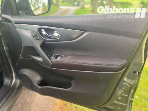 Nissan Qashqai 1.5 Qashqai N-Connecta dCi 5dr 33