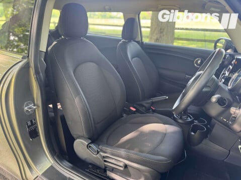 Mini Hatch 1.5 Cooper 3dr 21