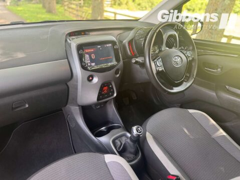 Toyota Aygo 1.0 Aygo X-Trend TSS VVT-i 5dr 22