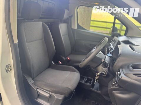 Vauxhall Combo 1.5 Combo 2300 SportIVE TD S/S 12