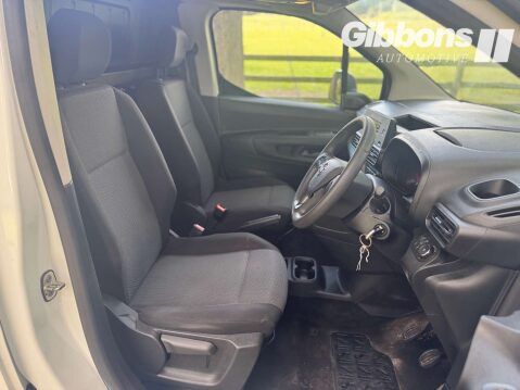 Vauxhall Combo 1.5 Combo 2300 SportIVE TD S/S 14