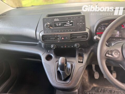 Vauxhall Combo 1.5 Combo 2300 SportIVE TD S/S 22