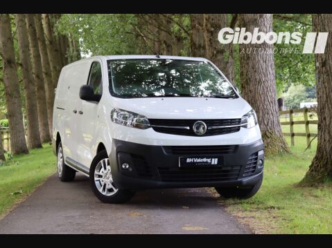 Vauxhall Vivaro 1.5 Vivaro 2900 Dynamic S/S 1