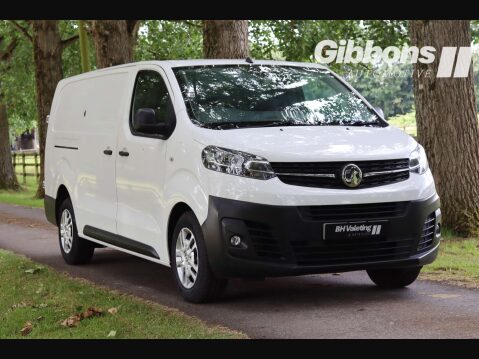Vauxhall Vivaro 1.5 Vivaro 2900 Dynamic S/S 4
