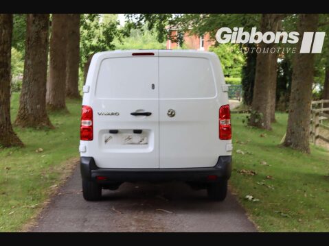 Vauxhall Vivaro 1.5 Vivaro 2900 Dynamic S/S 10
