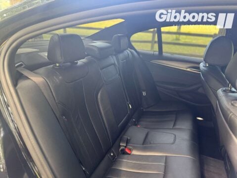 BMW 5 Series 3.0 540i xDrive M Sport Auto 4WD 4dr 30