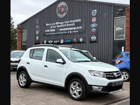 Dacia Sandero 0.9 Sandero Stepway Laureate TCE 5dr 1