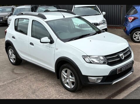 Dacia Sandero 0.9 Sandero Stepway Laureate TCE 5dr 26