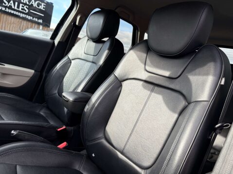 Renault Captur 1.5 Captur GT Line dCi 5dr 36