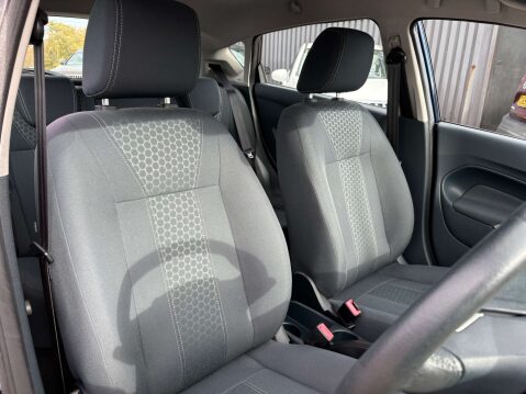 Ford Fiesta 1.2 Fiesta Zetec 5dr 33