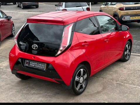 Toyota Aygo 1.0 Aygo X-Clusiv 3 VVT-i 5dr 29