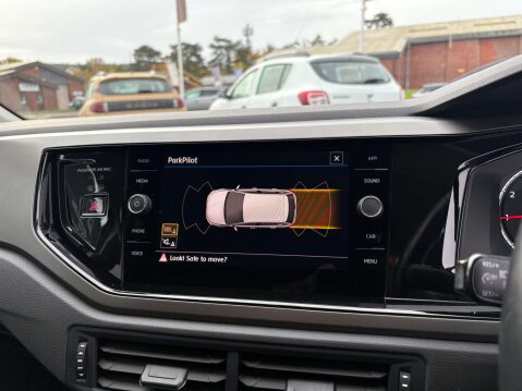 Volkswagen Polo 1.0 Polo Match Evo 5dr 15