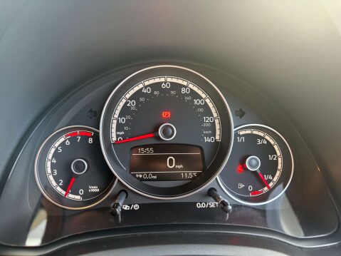 Volkswagen Up 1.0 Up R-Line 5dr 43