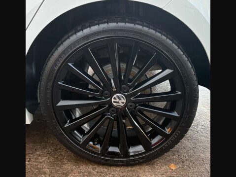 Volkswagen Up 1.0 Up R-Line 5dr 20