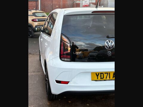 Volkswagen Up 1.0 Up R-Line 5dr 31