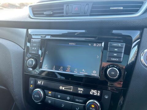 Nissan Qashqai 1.3 Qashqai N-Connecta DiG-T 5dr 45