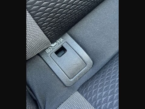 Nissan Qashqai 1.3 Qashqai N-Connecta DiG-T 5dr 41