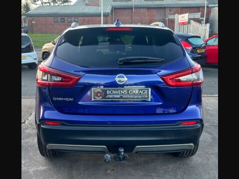 Nissan Qashqai 1.3 Qashqai N-Connecta DiG-T 5dr 8