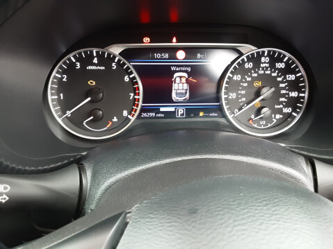 Nissan Juke DIG-T TEKNA DCT 8
