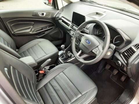 Ford Ecosport ACTIVE 8