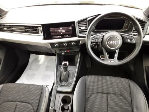 Audi A1 SPORTBACK TFSI S LINE 8