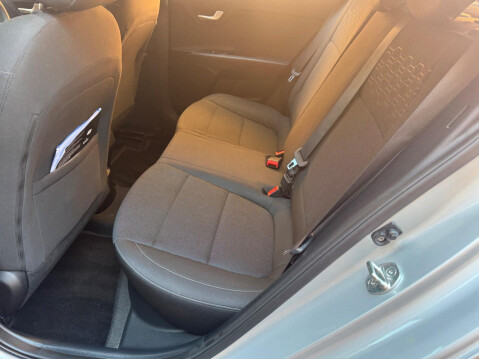 Kia Rio 1.4 2 Euro 6 (s/s) 5dr 27