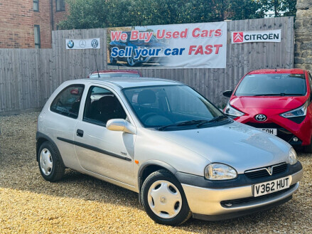 Vauxhall Corsa 1.4i CDX 3dr