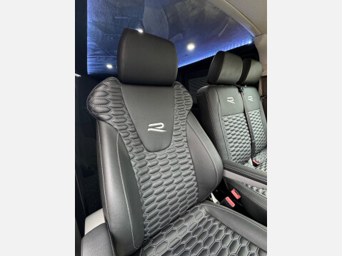 Volkswagen Transporter 2.0 TDI T32 R LINE By BCS Diesel DSG 23