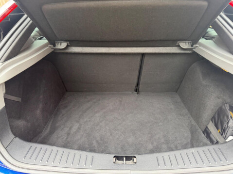 Ford Focus 2.5 RS 3dr 38