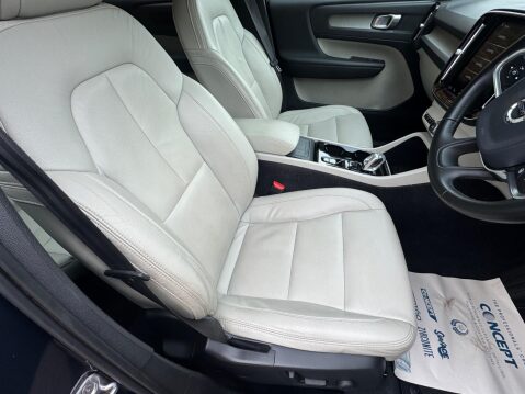 Volvo XC40 2.0 D4 Inscription Auto AWD Euro 6 (s/s) 5dr 3