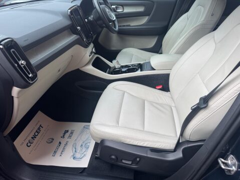 Volvo XC40 2.0 D4 Inscription Auto AWD Euro 6 (s/s) 5dr 10